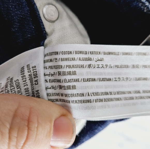 ABERCROMBIE & FITCH | Simone high rise ankle tuxedo stripe detail frayed jeans - Picture 8 of 9